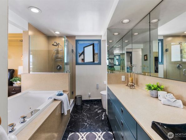 503 12th Avenue E, Seattle WA 98102