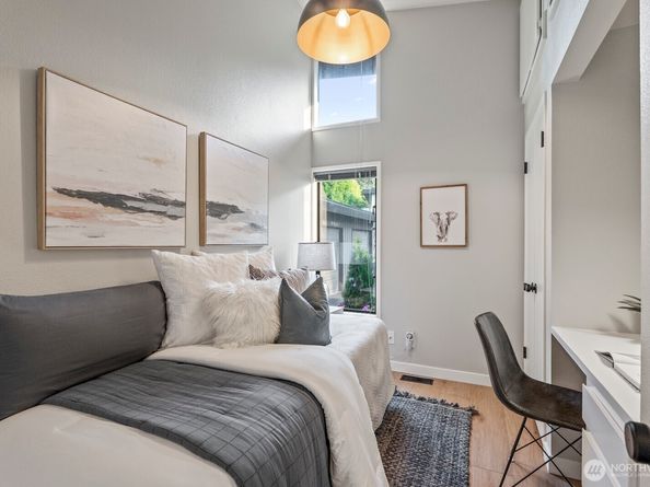 5110 NW Sammamish Road, Issaquah WA 98027