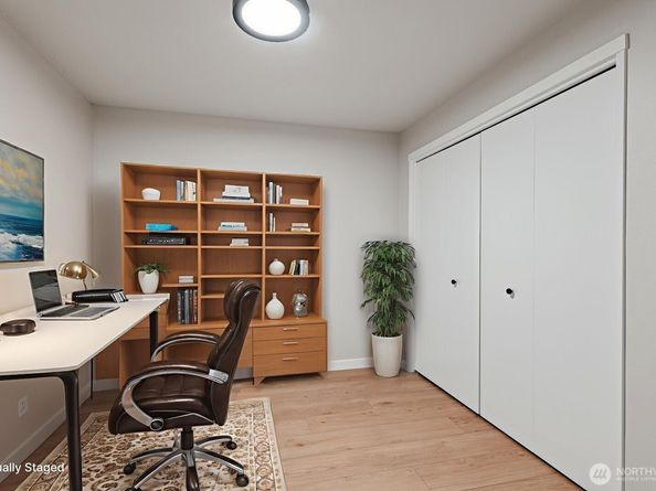 5110 NW Sammamish Road, Issaquah WA 98027