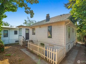 5412 Kensington Place N, Seattle WA 98103