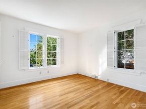5412 Kensington Place N, Seattle WA 98103
