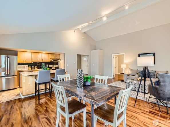 20301 19th Avenue NE 1101, Shoreline WA 98155