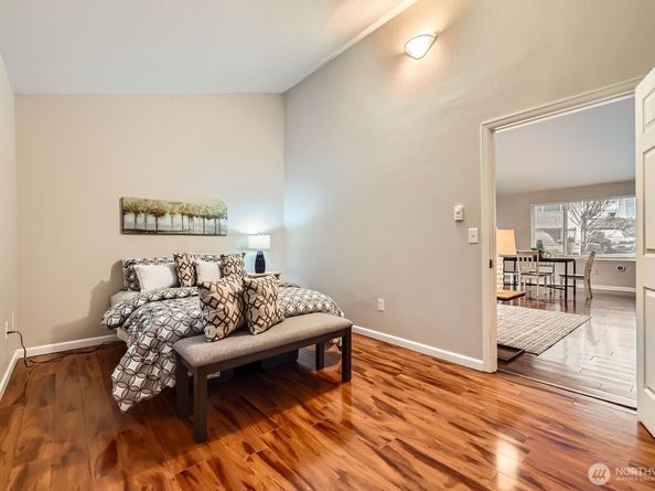 20301 19th Avenue NE 1101, Shoreline WA 98155
