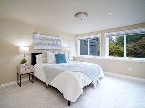 6145 93rd Avenue SE, Mercer Island WA 98040