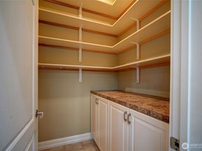 6145 93rd Avenue SE, Mercer Island WA 98040