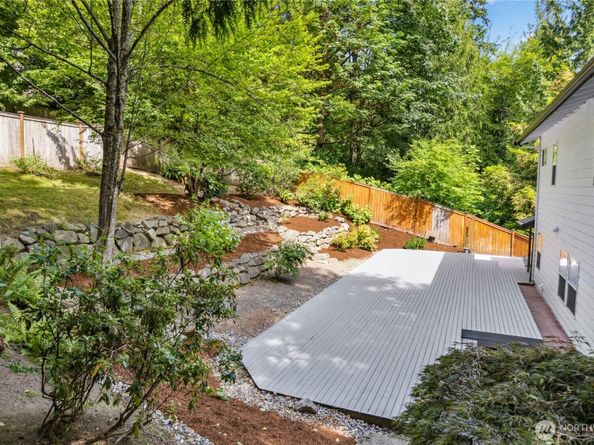 17519 33rd Avenue NE, Lake Forest Park WA 98155