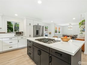 17519 33rd Avenue NE, Lake Forest Park WA 98155