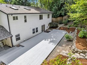 17519 33rd Avenue NE, Lake Forest Park WA 98155