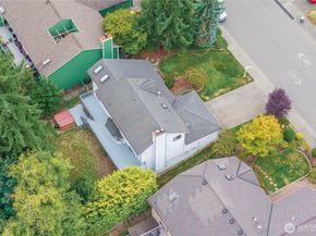 32338 11th Avenue SW, Federal Way WA 98023