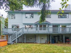 32338 11th Avenue SW, Federal Way WA 98023