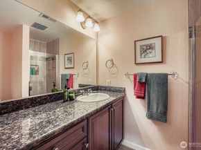 2730 SW 327th Street D18, Federal Way WA 98023