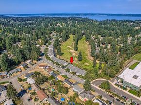 2730 SW 327th Street D18, Federal Way WA 98023