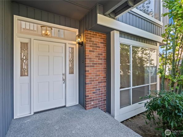 4109 238th Court SE, Sammamish WA 98029