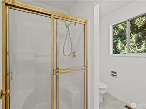 4109 238th Court SE, Sammamish WA 98029