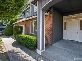 4109 238th Court SE, Sammamish WA 98029