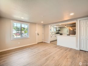 9223 S 38th Avenue, Seattle WA 98118