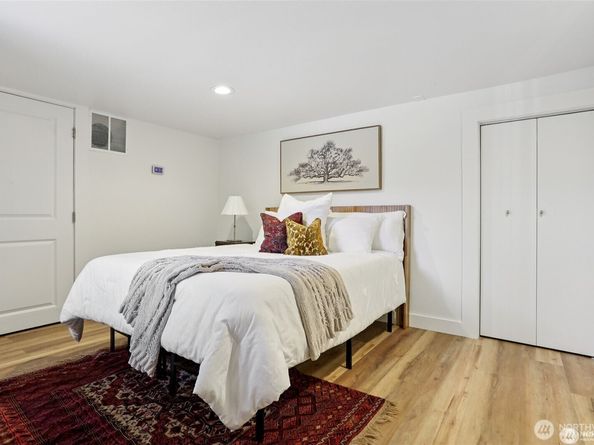 2233 2nd Avenue W, Seattle WA 98119