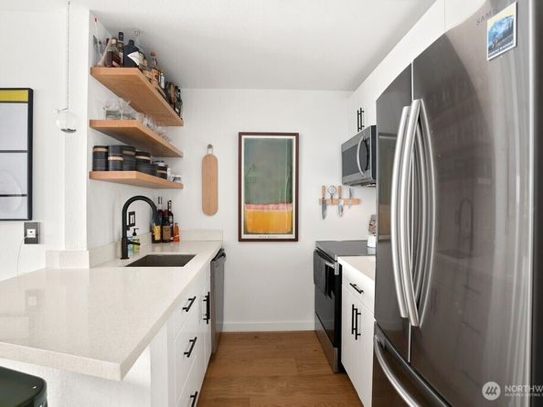 720 Lakeside Avenue S 404, Seattle WA 98144