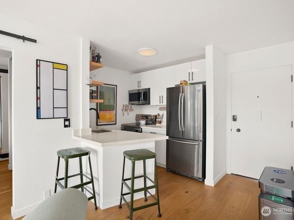 720 Lakeside Avenue S 404, Seattle WA 98144