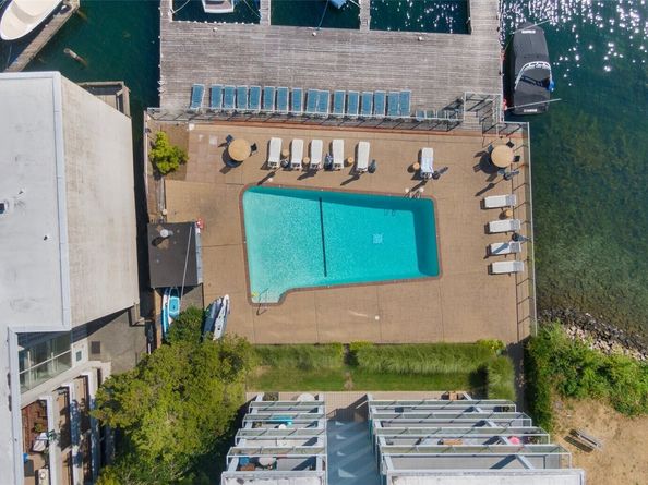720 Lakeside Avenue S 404, Seattle WA 98144