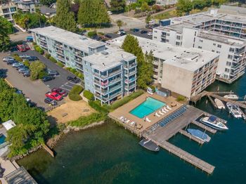 720 Lakeside Avenue S