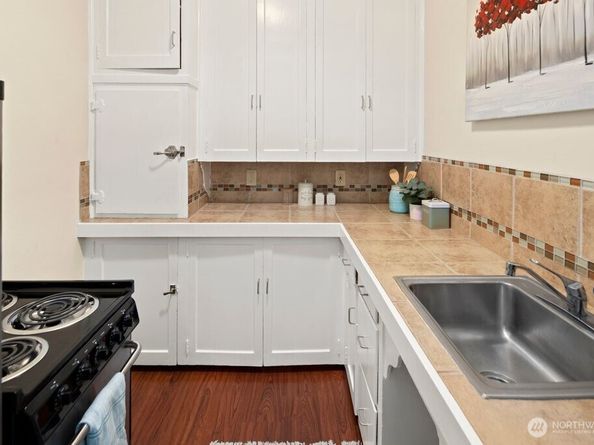 519 W Roy Street 112, Seattle WA 98119