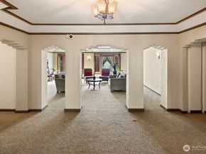 519 W Roy Street 112, Seattle WA 98119