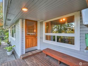 8725 10th Avenue S, Seattle WA 98108