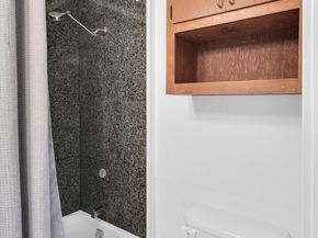 8725 10th Avenue S, Seattle WA 98108
