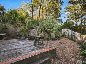 8725 10th Avenue S, Seattle WA 98108