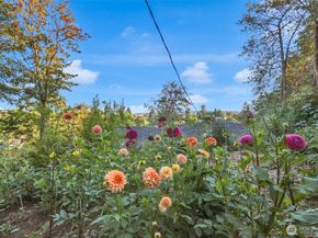8725 10th Avenue S, Seattle WA 98108