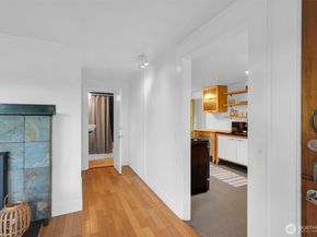 8725 10th Avenue S, Seattle WA 98108