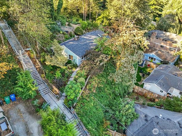 8725 10th Avenue S, Seattle WA 98108
