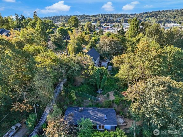 8725 10th Avenue S, Seattle WA 98108