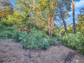 8725 10th Avenue S, Seattle WA 98108