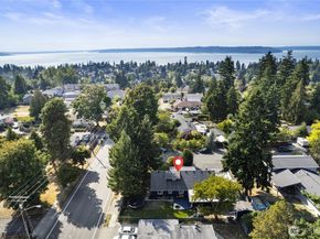 25916 18th Avenue S, Des Moines WA 98198
