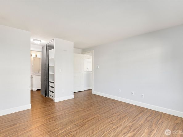 14200 NE 171st Street G106, Woodinville WA 98072
