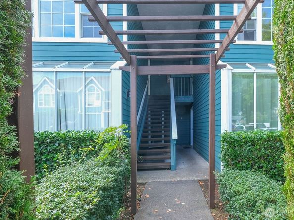 16419 Spruce Way A2, Lynnwood WA 98037