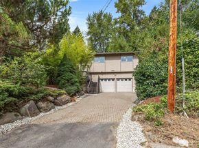 12516 SE 4th Place, Bellevue WA 98005