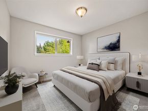 12516 SE 4th Place, Bellevue WA 98005