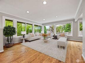 12516 SE 4th Place, Bellevue WA 98005