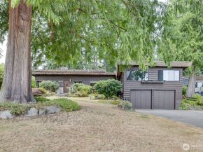16023 35th Avenue NE, Lake Forest Park WA 98155
