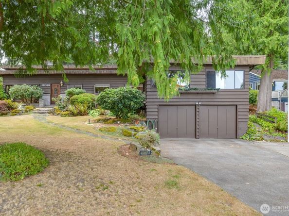 16023 35th Avenue NE, Lake Forest Park WA 98155