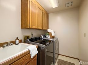 6701 214th Avenue NE, Redmond WA 98053