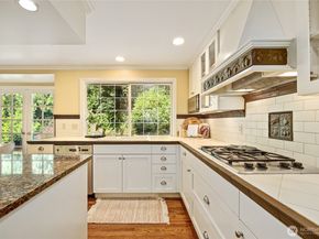 6701 214th Avenue NE, Redmond WA 98053
