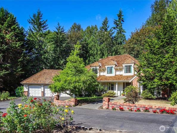 6701 214th Avenue NE, Redmond WA 98053