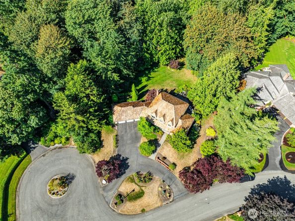 6701 214th Avenue NE, Redmond WA 98053