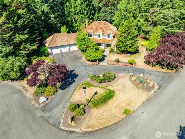 6701 214th Avenue NE, Redmond WA 98053