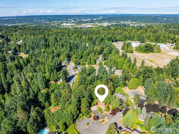 6701 214th Avenue NE, Redmond WA 98053