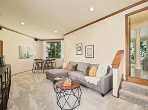 6701 214th Avenue NE, Redmond WA 98053